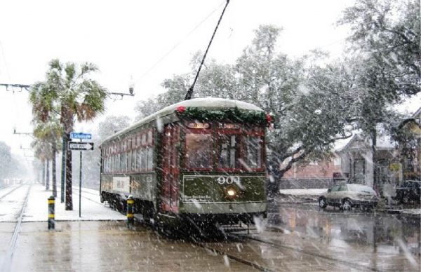 New Orleans streetcar in the snow